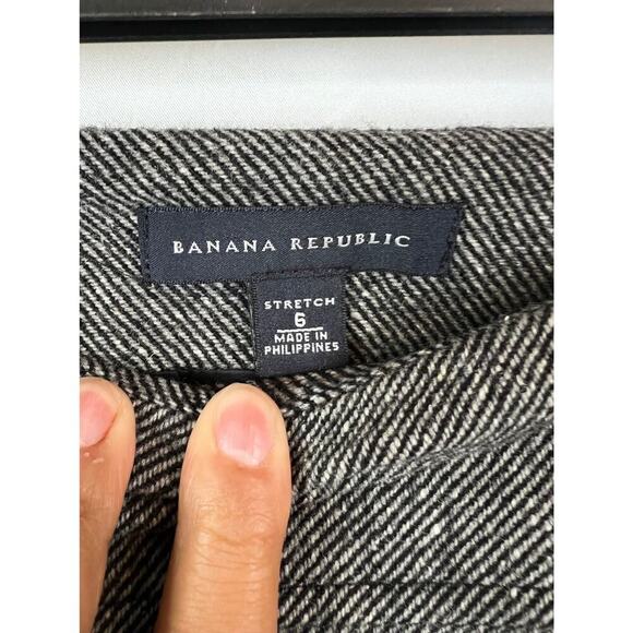 Banana Republic Stretch Grey Skirt Size 6 - Picture 2 of 4